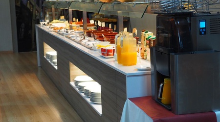 Desayuno buffet ELE Enara Boutique Hotel Valladolid