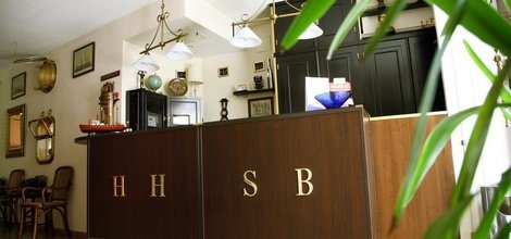 RECEPCIÓN 24 H Hotel ELE Santa Bárbara Sevilla RECEPCIÓN 24 H Hotel ELE Santa Bárbara Sevilla