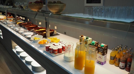 Desayuno buffet ELE Enara Boutique Hotel Valladolid