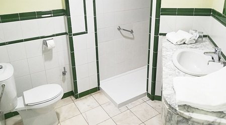 Baño Hotel ELE Andarax Aguadulce
