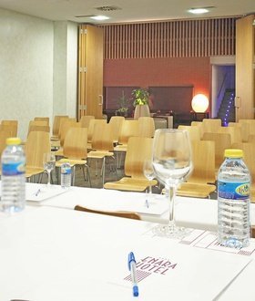 SALÓN LAFORGA ELE Hoteles