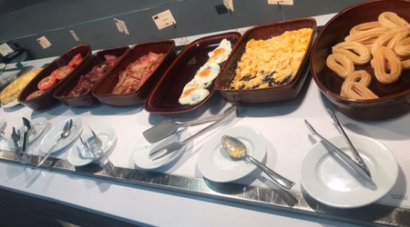 Desayuno buffet ELE Enara Boutique Hotel Valladolid