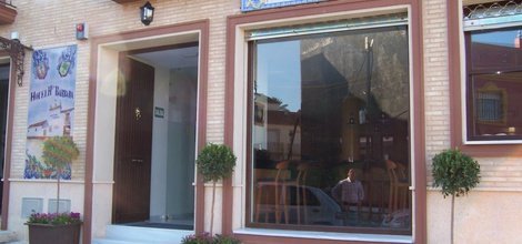 CAFETERÍA SNACK Hotel ELE Santa Bárbara Sevilla CAFETERÍA SNACK Hotel ELE Santa Bárbara Sevilla